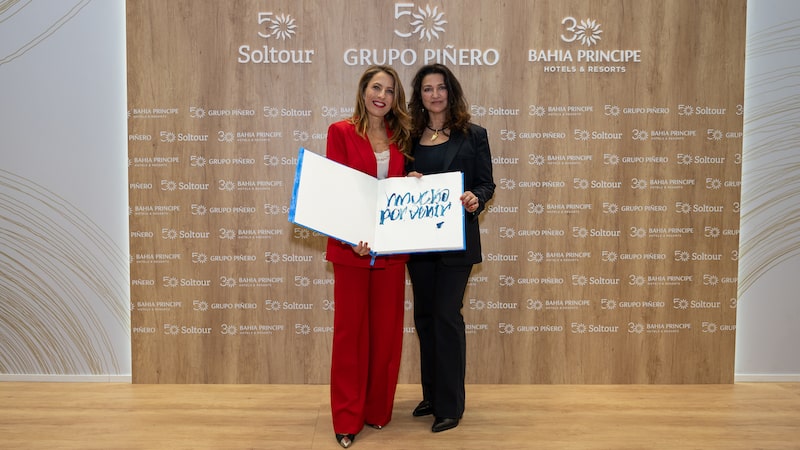 Grupo Piñero - Libro de firmas 50 aniversario​